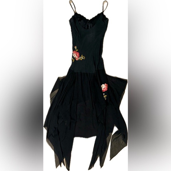 90’s Vintage Sue Wong Black Silk Floral Embroidered Beaded Handkerchief Dress - Picture 2 of 8